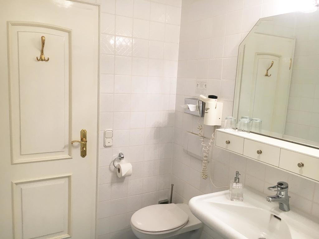 Hotel Krone Laudenbach  Eksteriør billede