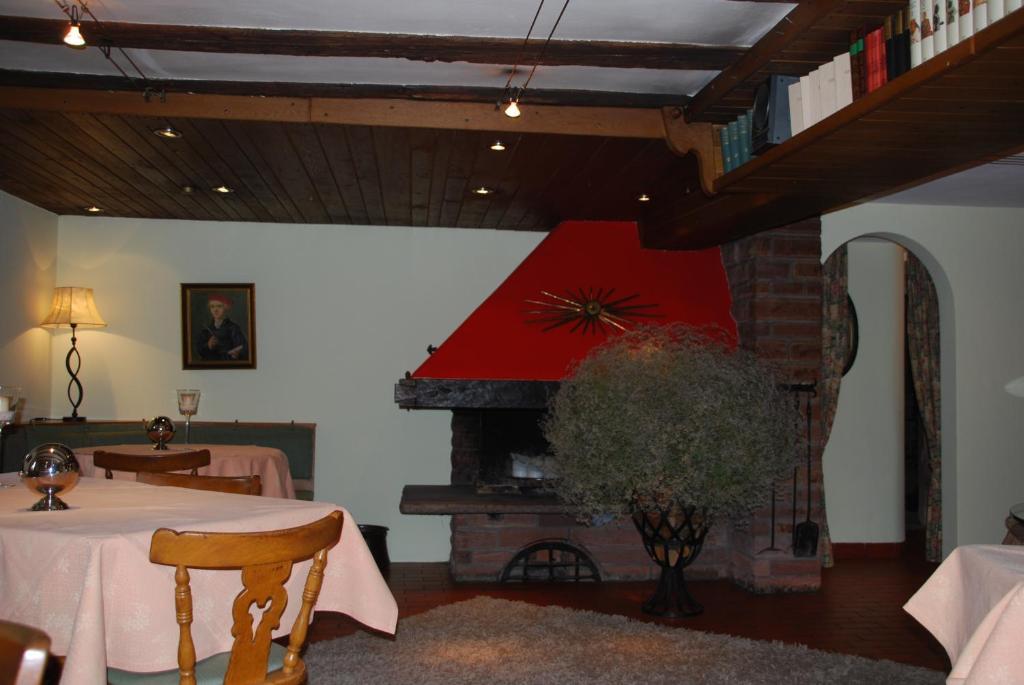Hotel Krone Laudenbach  Eksteriør billede